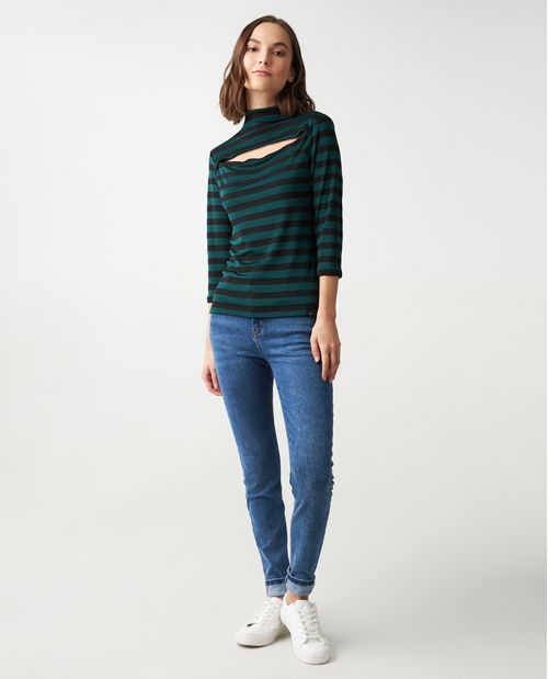 Camiseta manga 3/4 con cuello redondo alto