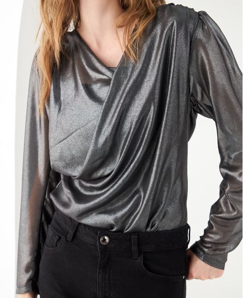 Camisa en tela brillante para mujer