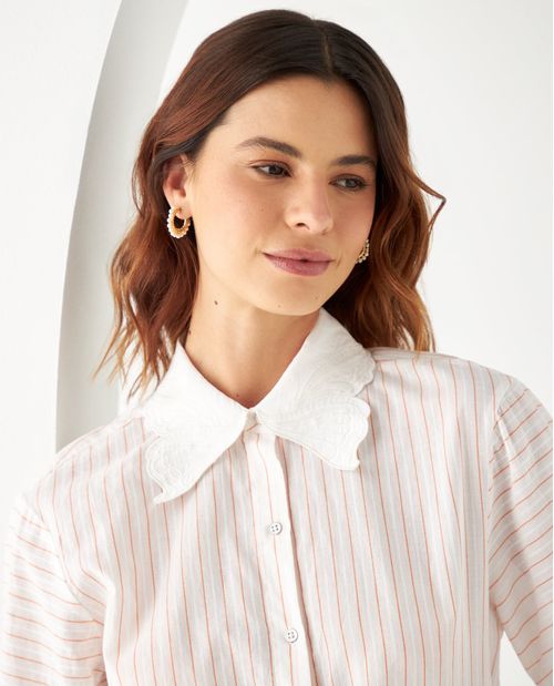 Camisa con tejido de mariposa para mujer