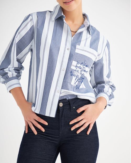 Camisa con bordado de letras para mujer