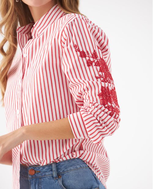 Camisa con diseño a rayas para mujer