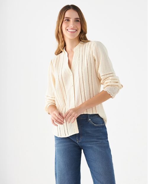 Camisa con detalles desagujados para mujer