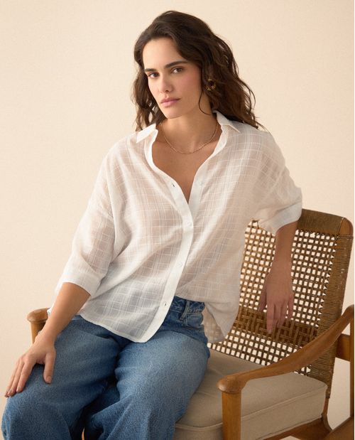 Camisa de tela con transparencia para mujer