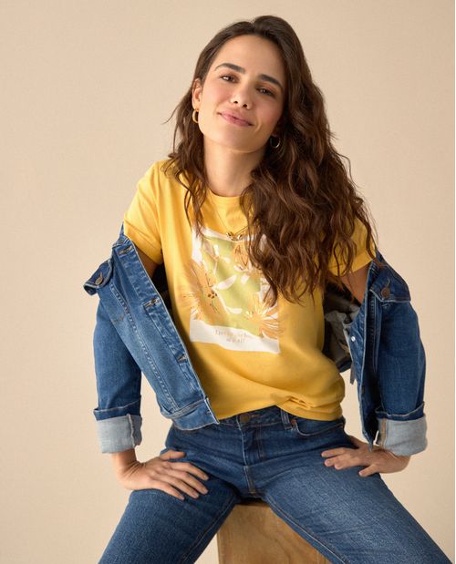 Camiseta con estampado frontal para mujer