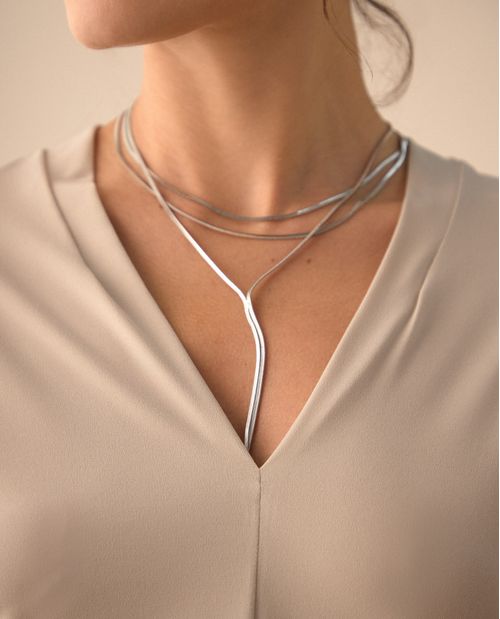 Camisa de tela fluida para mujer