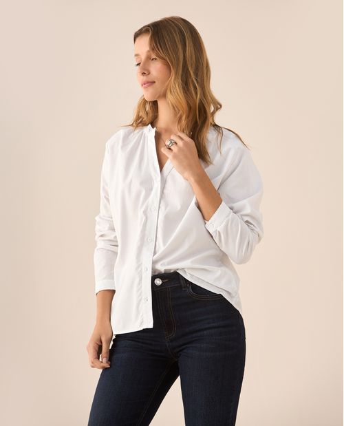 Camisa de cuello neru para mujer