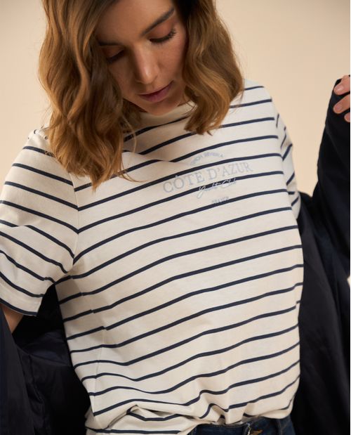 Camiseta con diseño a rayas para mujer