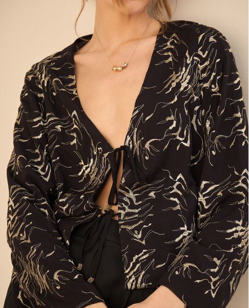 Camisa con escote en V para mujer