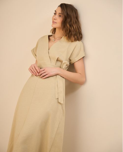 Vestido largo con escote en V para mujer