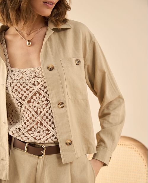 Chaqueta con ajuste de botones para mujer
