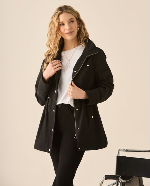 Chaqueta con capucha y cintura ajustable